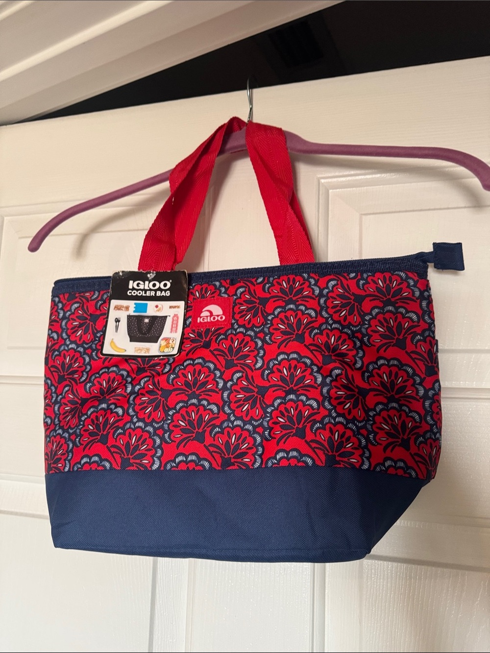 Igloo Red and Navy Floral Insulated Tote